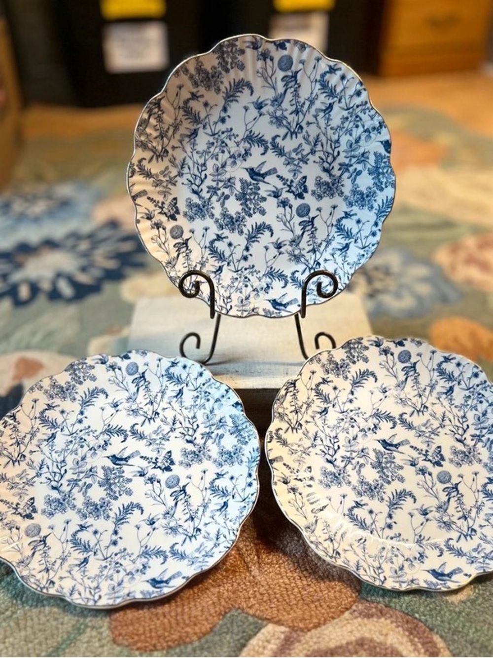Blue Floral Scalloped Porcelain Dinner Plates - Set of 3